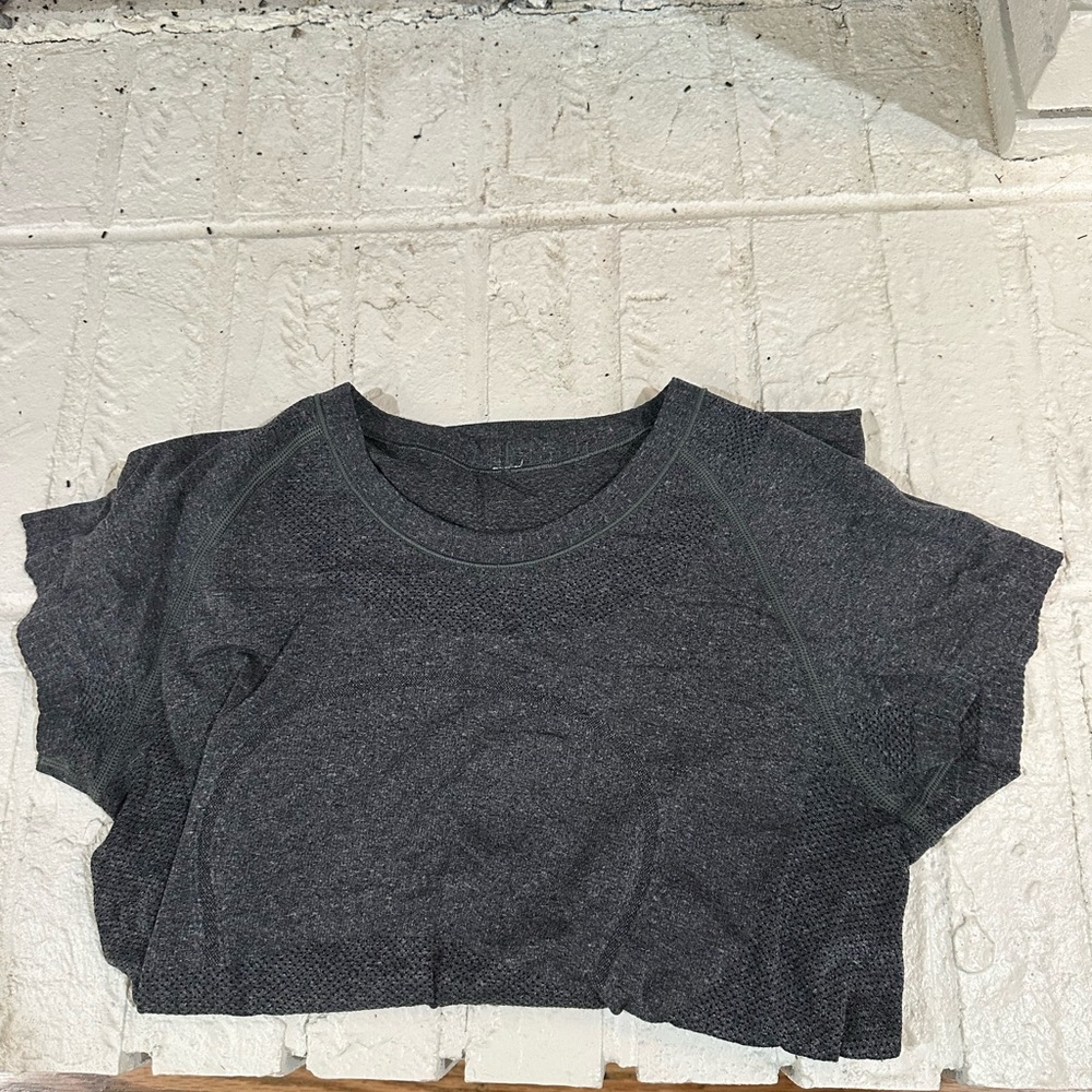 Lululemon Swiftly Tech Short Sleeve Top 2.0